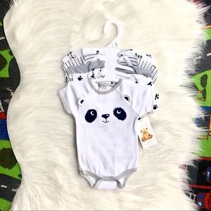 Set of 5 short sleeve onesies